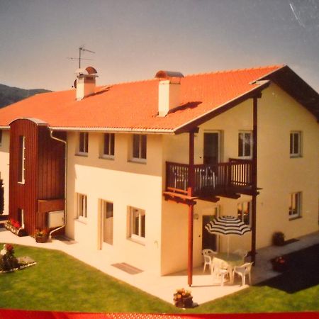 נובה פוננטה Appartments Am Wiesenrand מראה חיצוני תמונה