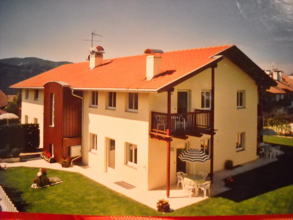 נובה פוננטה Appartments Am Wiesenrand מראה חיצוני תמונה